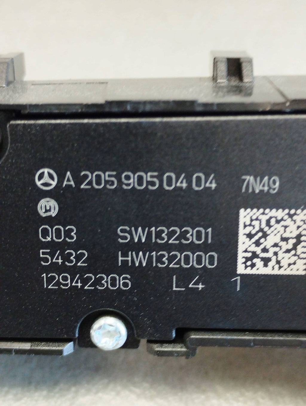 Mercedes-Benz GLC X253 SEAT HEATING SWITCH A2059050404