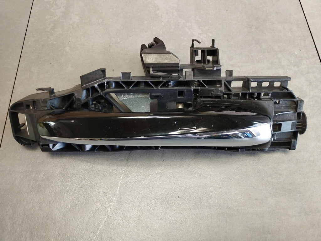 Mercedes-Benz S W222 2014 HANDLE RIGHT REAR KEYLESS 197 A0997605501