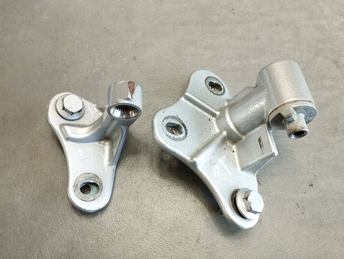 Mercedes ML W164 DOOR HINGES RIGHT REAR