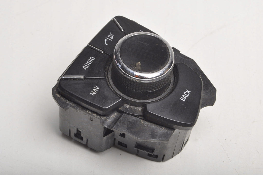 OPEL INSIGNIA AND IDRIVE 13310070