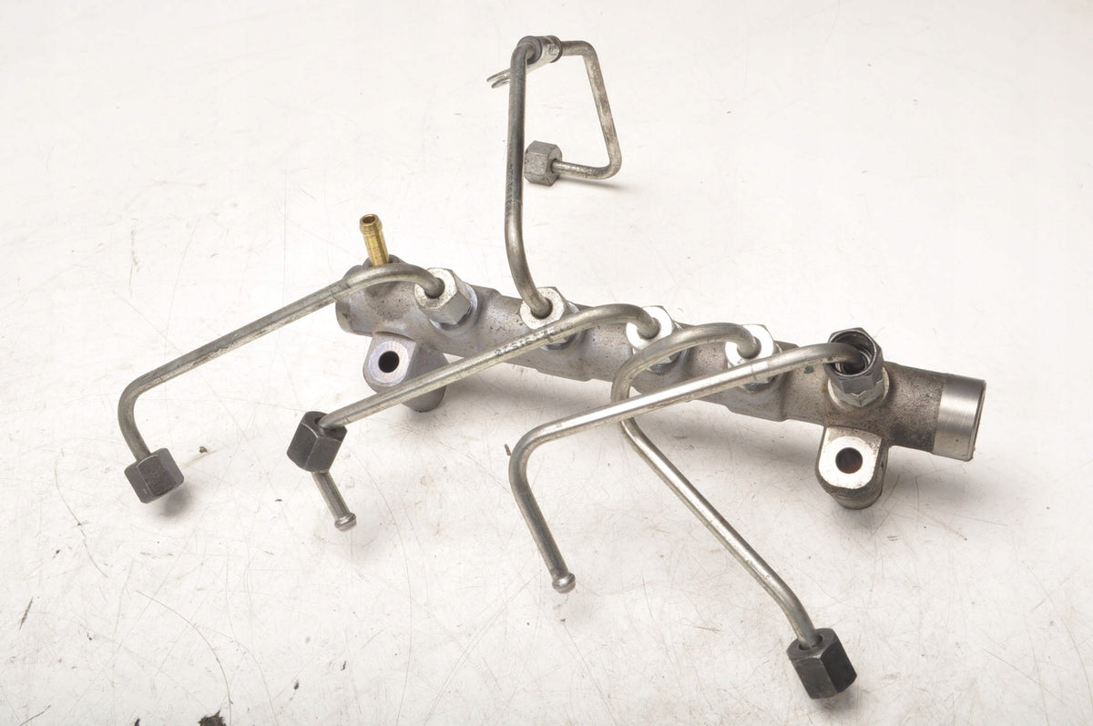 OPEL INSIGNIA B 2.0 CDTI INJECTION RAIL 55578285