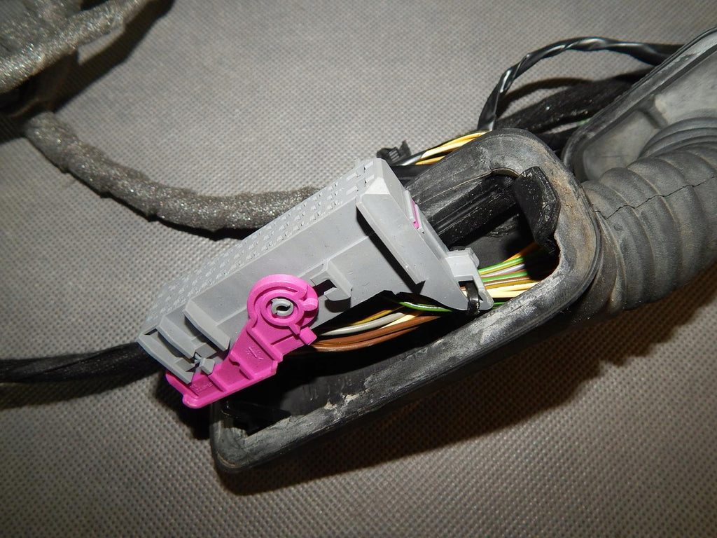 OPEL INSIGNIA DOOR HARNESS RIGHT FRONT 13326770