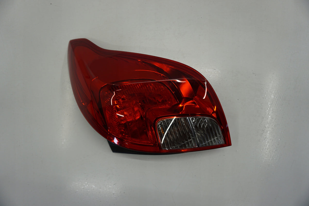 OPEL MOCHA LAMP RIGHT REAR