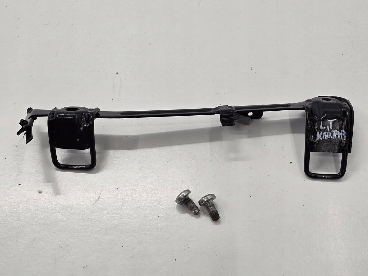 RENAULT CADJAR 16R MOUNT ISOFIX LEFT REAR SCREW