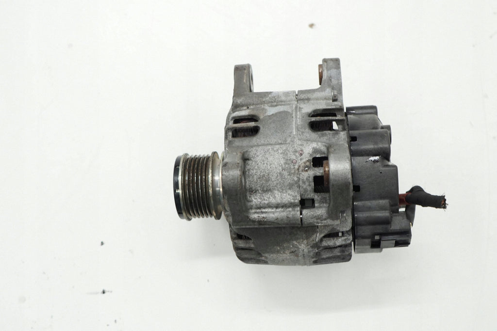 RENAULT CAPTUR 13R ALTERNATOR 231007865R