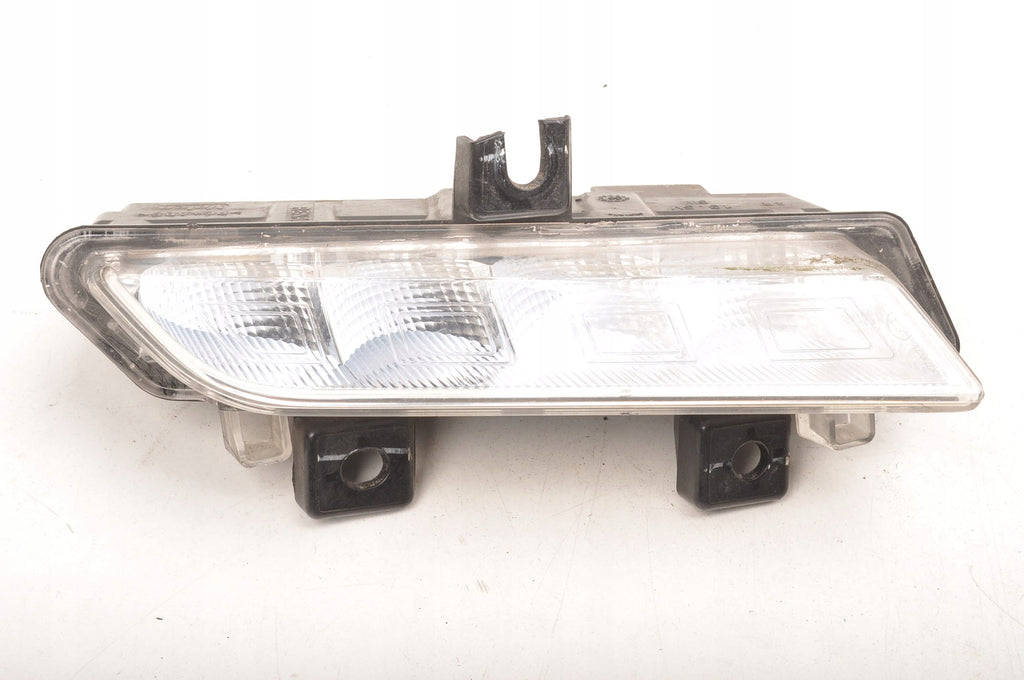 RENAULT CLIO IV LAMP LIT LED RIGHT 266003864R