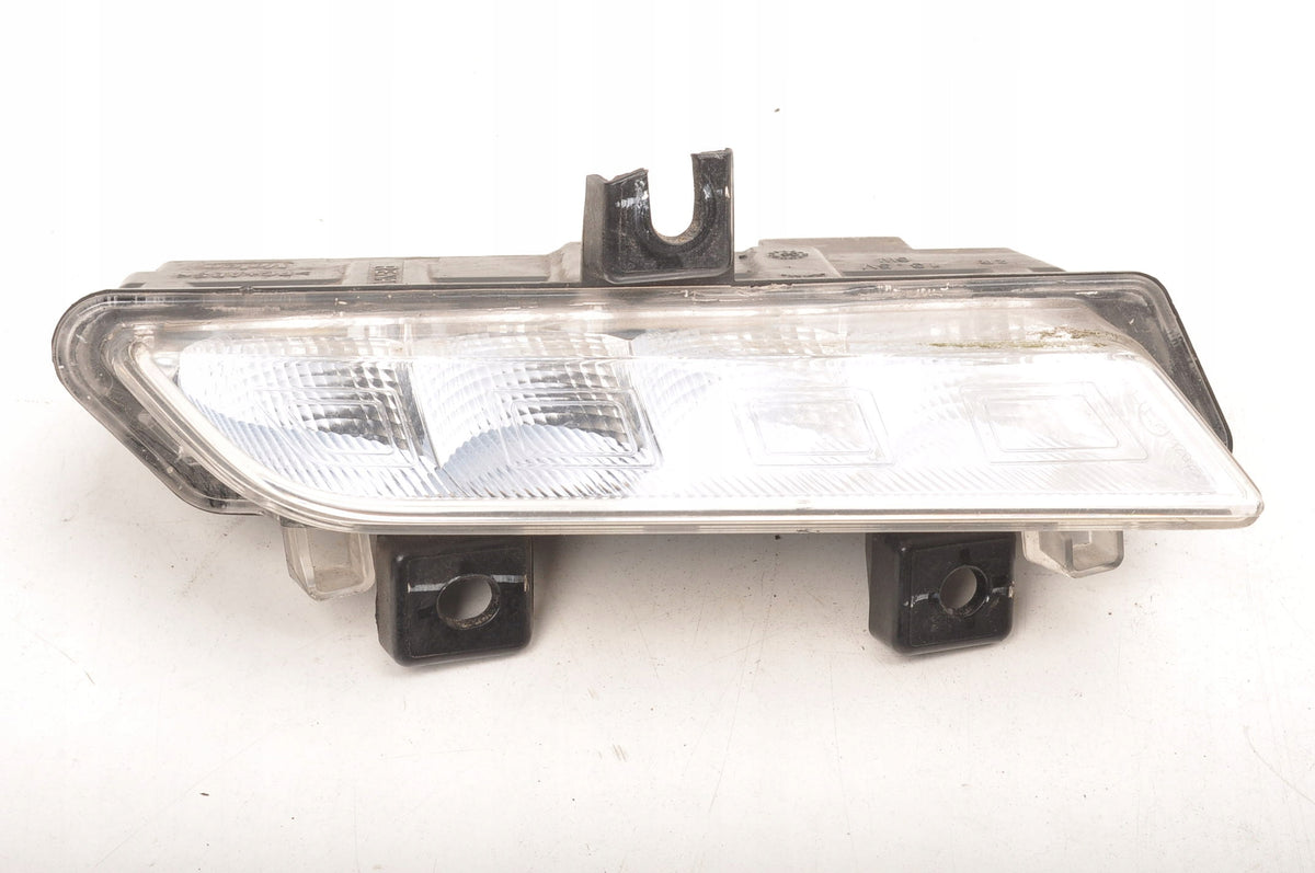 RENAULT CLIO IV LAMP LIT LED RIGHT 266003864R