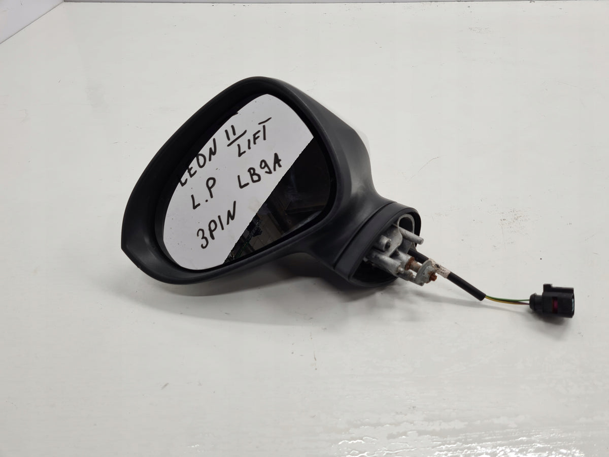 SEAT LEON II FACELIFT SPEJL VENSTRE 3PIN LB9A UK-VERSION