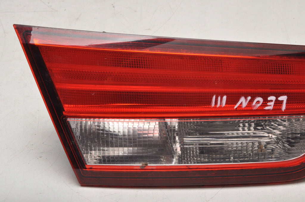 SEAT LEON III LAMP LEFT REAR FLAP 5F9945093A