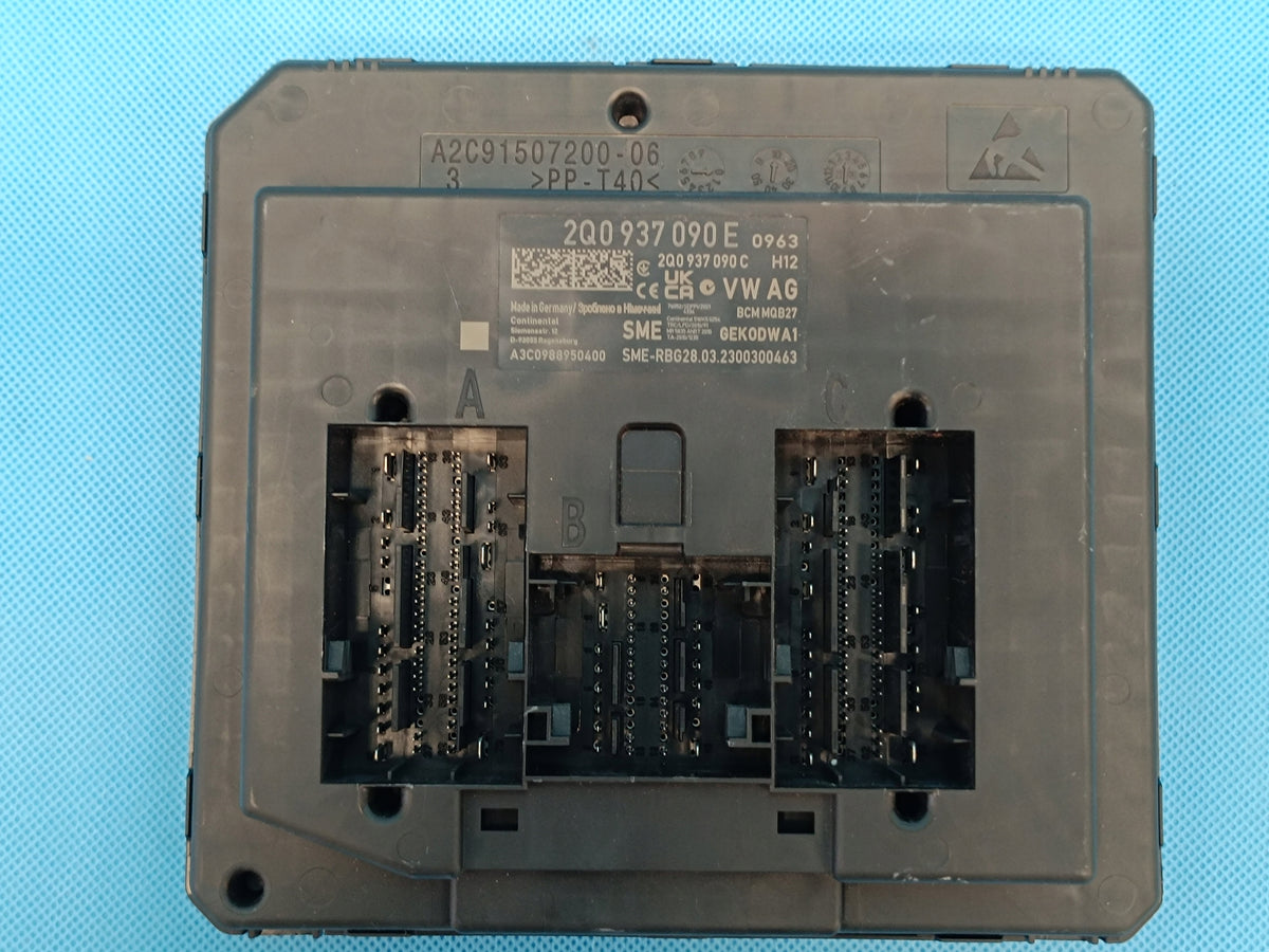 SKODA FABIA 4 MONTE CARLO 1.5TSI 2023 R COMFORT CONTROLLER MODULE 2Q0937090E