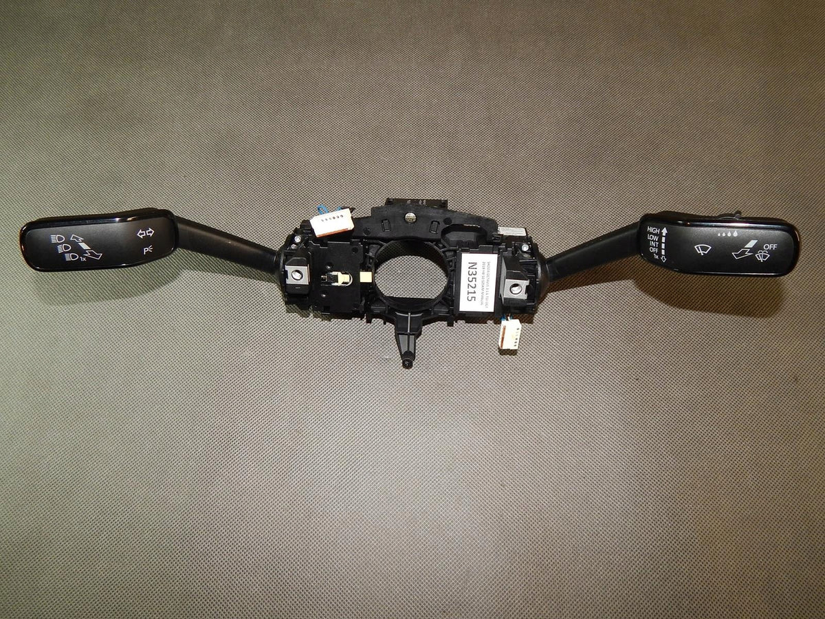 SKODA OCTAVIA COMBINED SWITCH 5Q0953507FP 5Q0953513