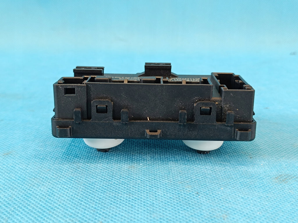 SKODA OCTAVIA IV COMBI 1,5 TSI 110KW 21R DOOR MODULE RIGHT FRONT 5Q4959392H