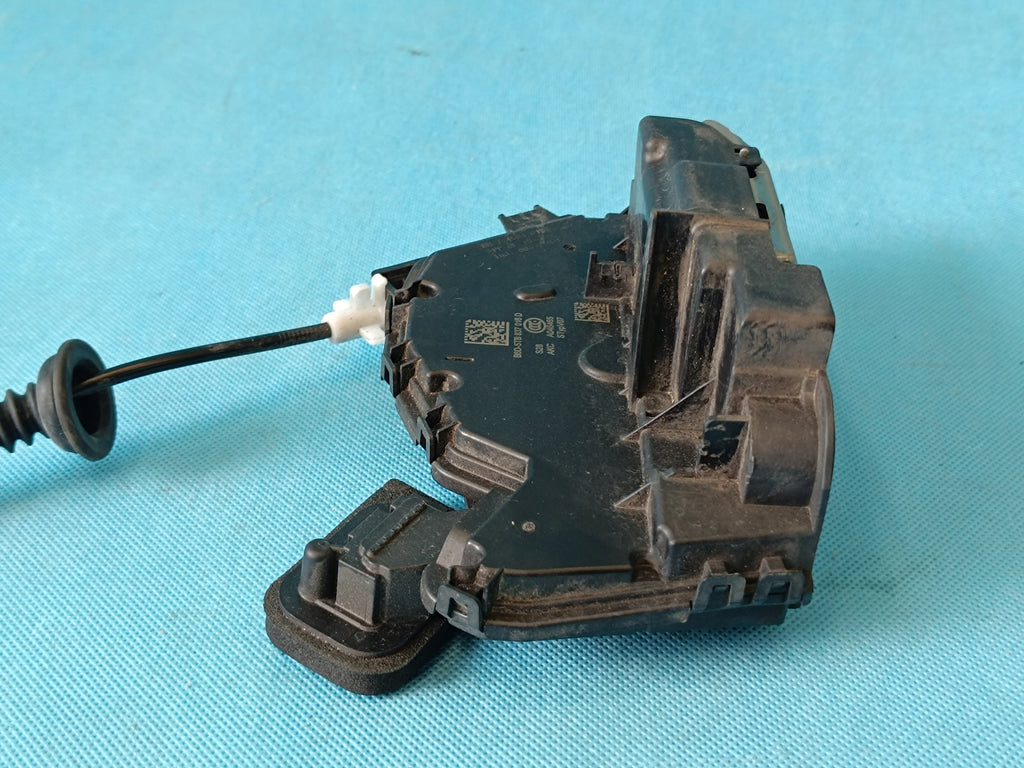 SKODA OCTAVIA IV COMBI 2,0TDI 110KW 23R DOOR LOCK RIGHT FRONT 5TB837016D