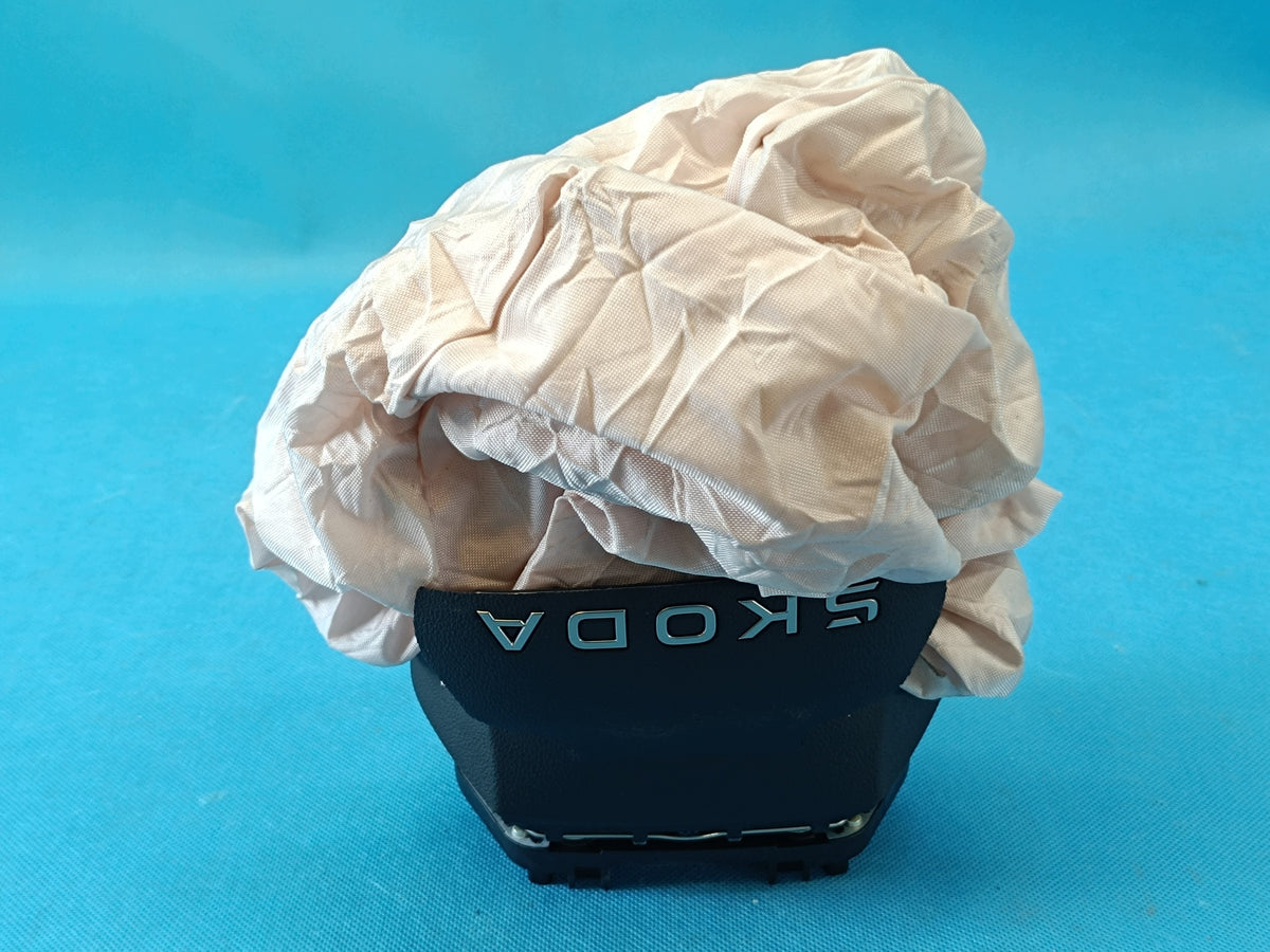 SKODA OCTAVIA IV VRS 2.0 TFSI 2026 R AIRBAG DRIVER 5E3880201AJ