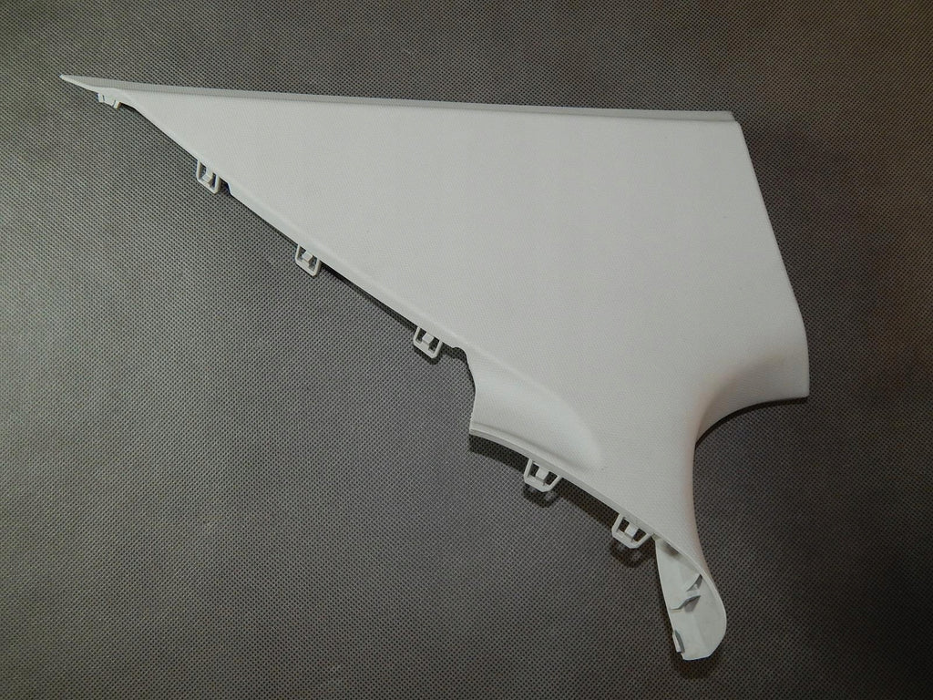 SKODA OCTAVIA POST COVER LEFT 5E5867287