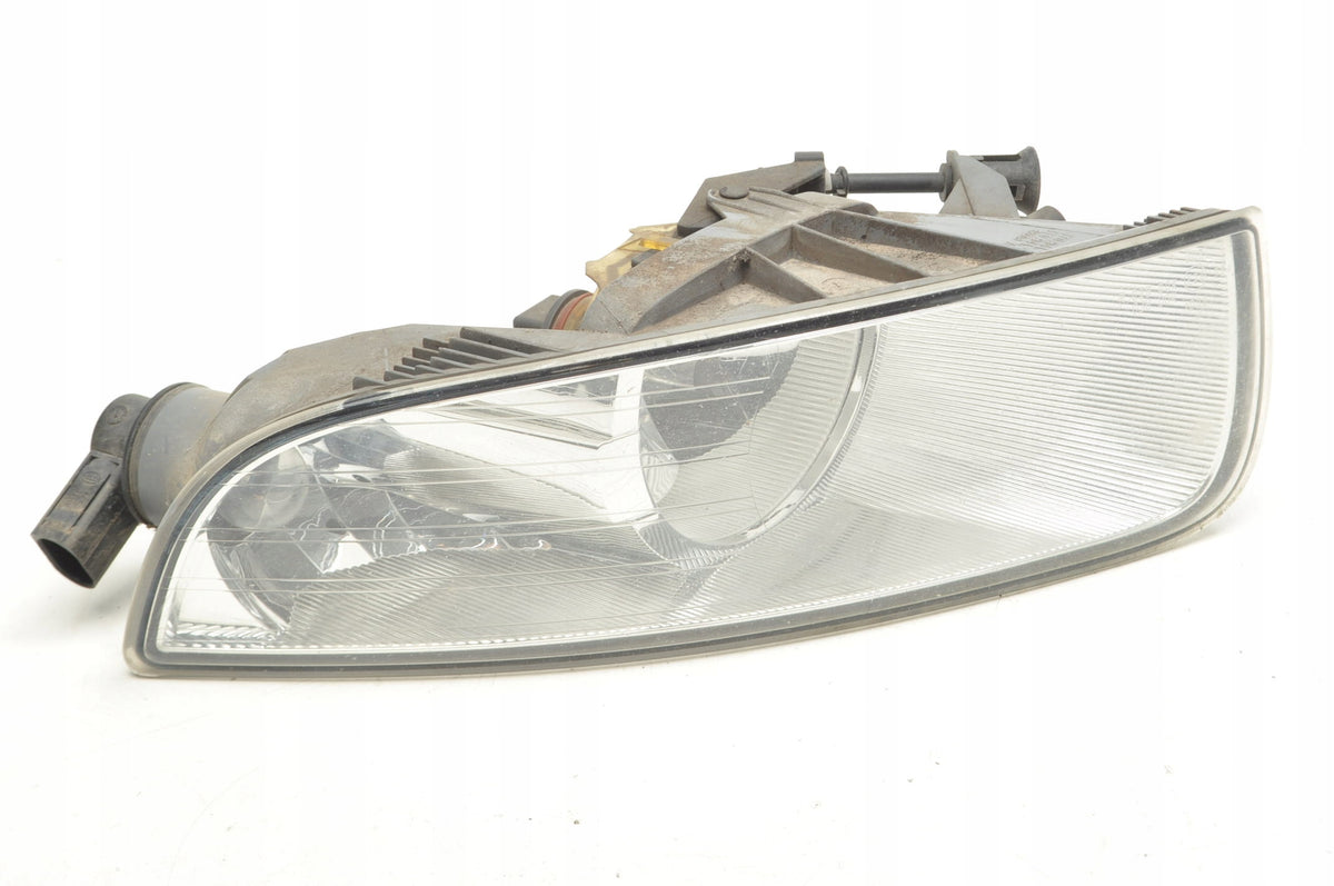 SKODA SUPERB II HALOGEN RIGHT 3T0941700A