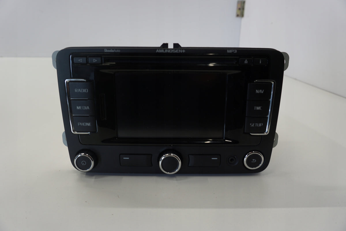 SKODA SUPERB II AUTORADIO GPS NAVIGATION 3T0035192F
