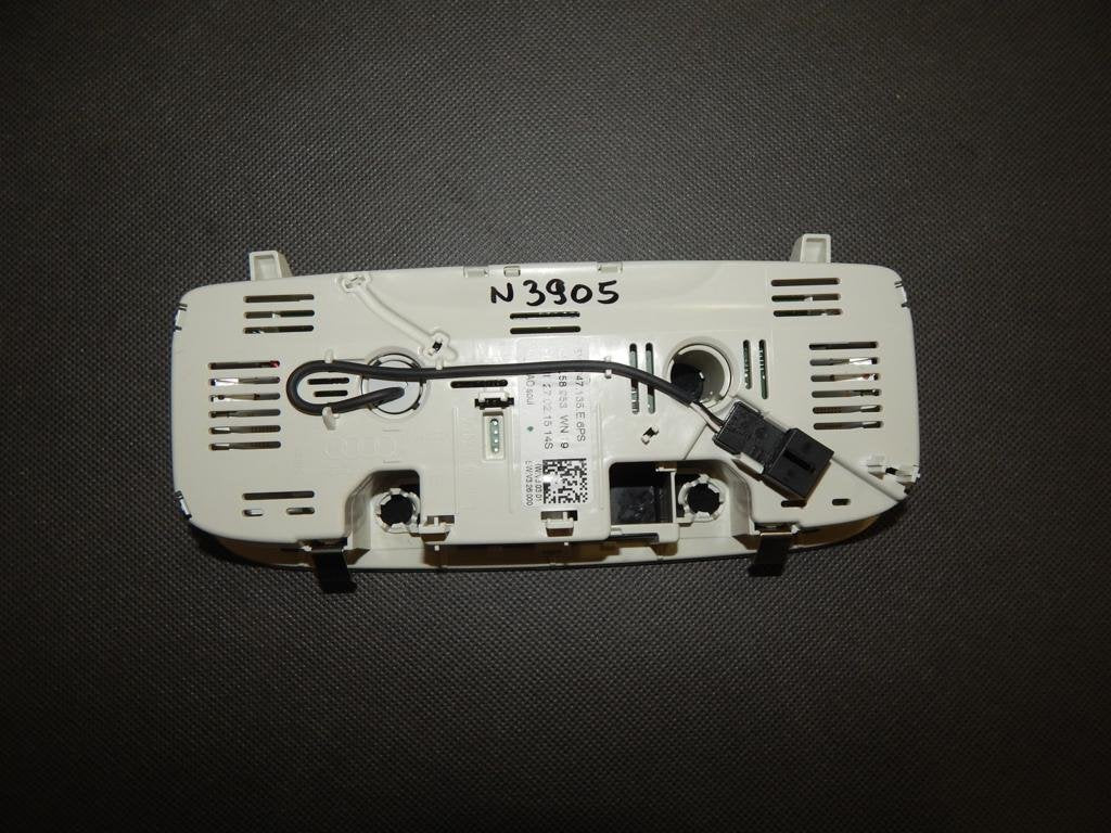 TT 8S LAMP HEADLINER LIGHTING 8V7947135E