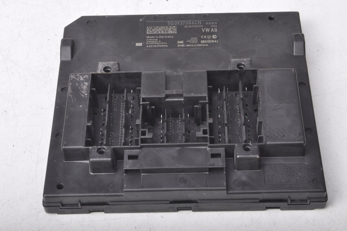 VOLKSWAGEN GOLF VII BOX BSI MODULE 5Q0937084CN