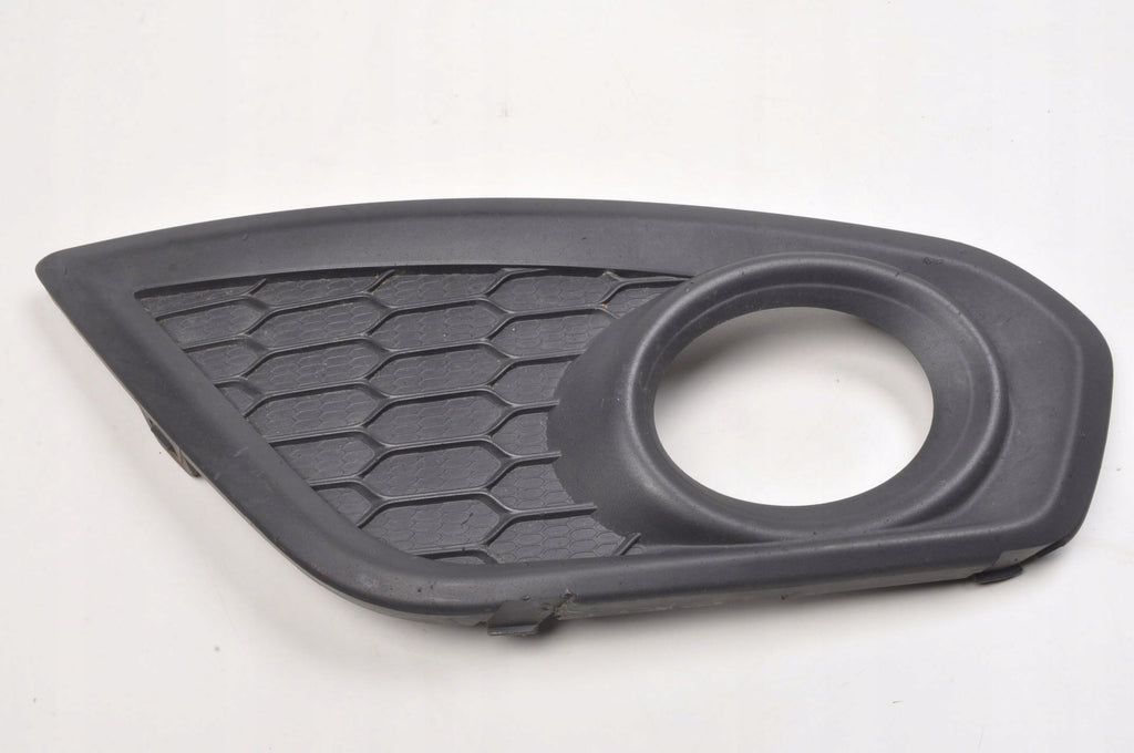 VOLVO C30 FRAME HALOGEN GRILLE RIGHT LIFT R-DESIGN 31323410