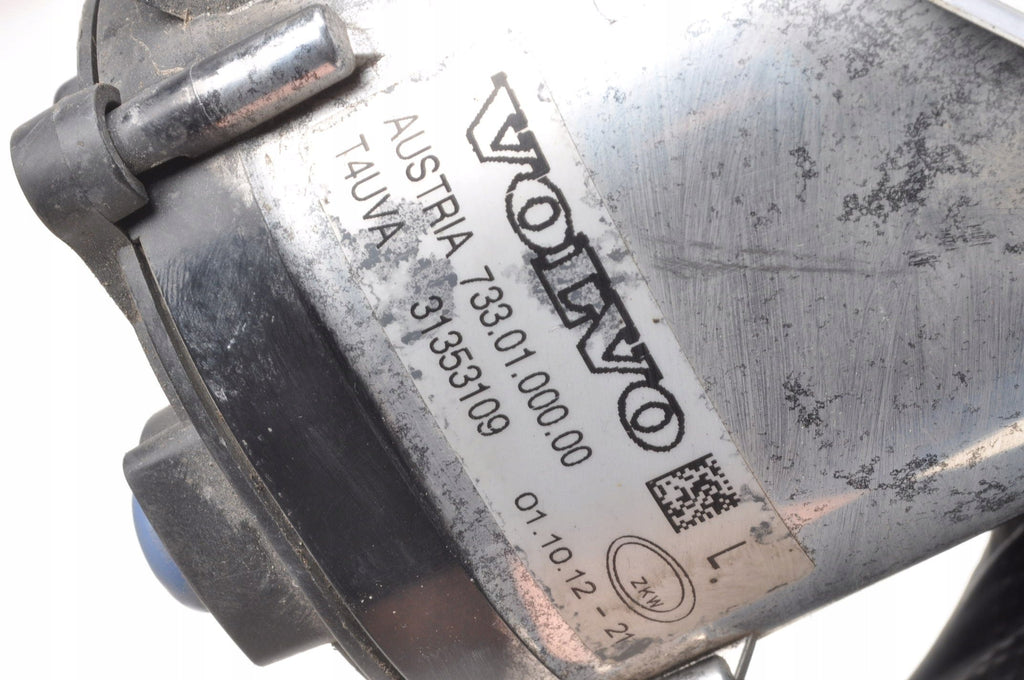 VOLVO C30 HALOGEN LEFT DAYTIME RUNNING LIGHT DRL 31353109
