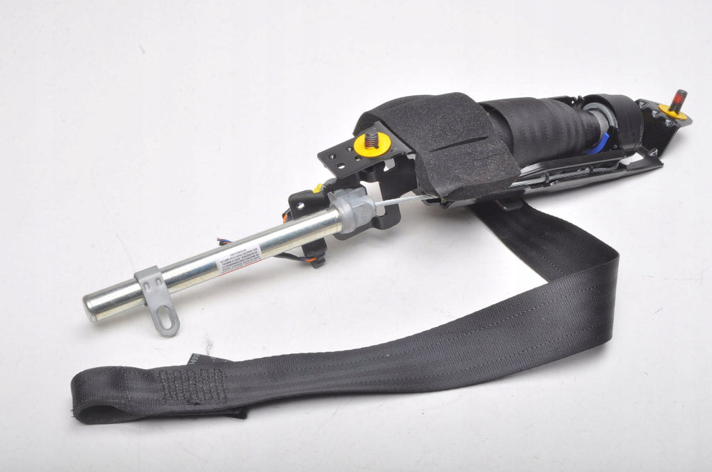 VOLVO C30 SEAT BELT RIGHT FRONT LIFT HB 3D 31320499