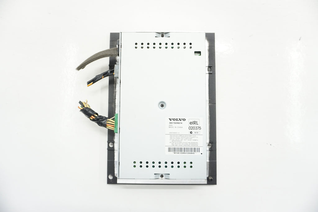 VOLVO S40 II AMPLIFIER 30732824