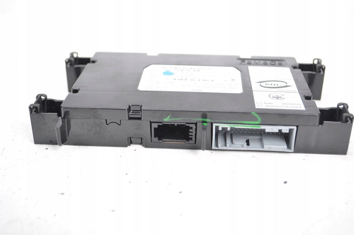 VOLVO S40 II AMPLIFIER RADIO MODULE 30752875AB