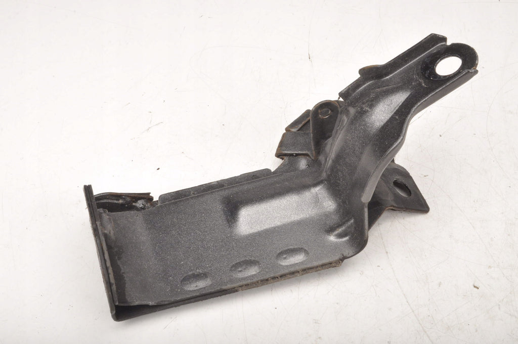 VOLVO S60 II RADIATOR MOUNT