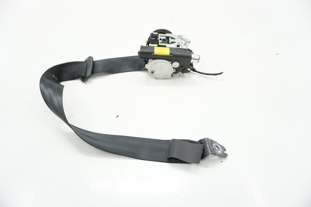 VOLVO S60 II SEAT BELT RIGHT REAR 39800455
