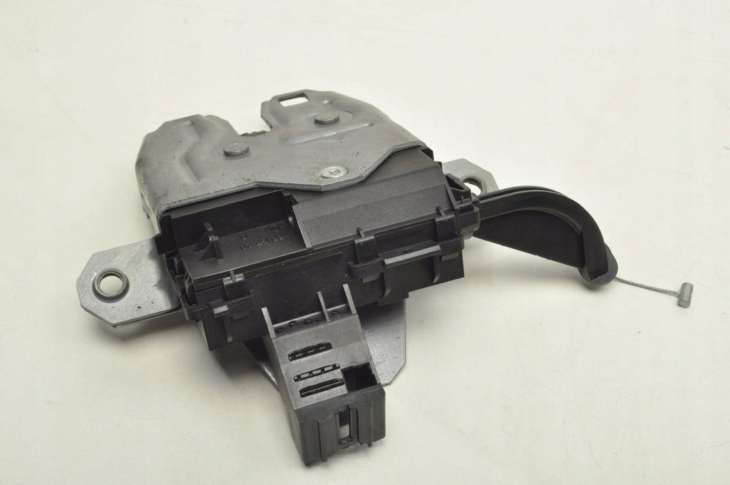 VOLVO S60 II TAILGATE LOCK 31440241 4 PINY SEDAN