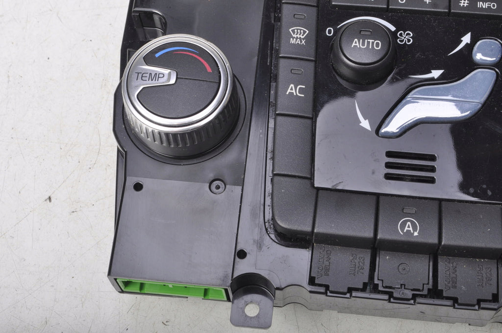 VOLVO S60 II V60 AIR CONDITIONING PANEL 31443426