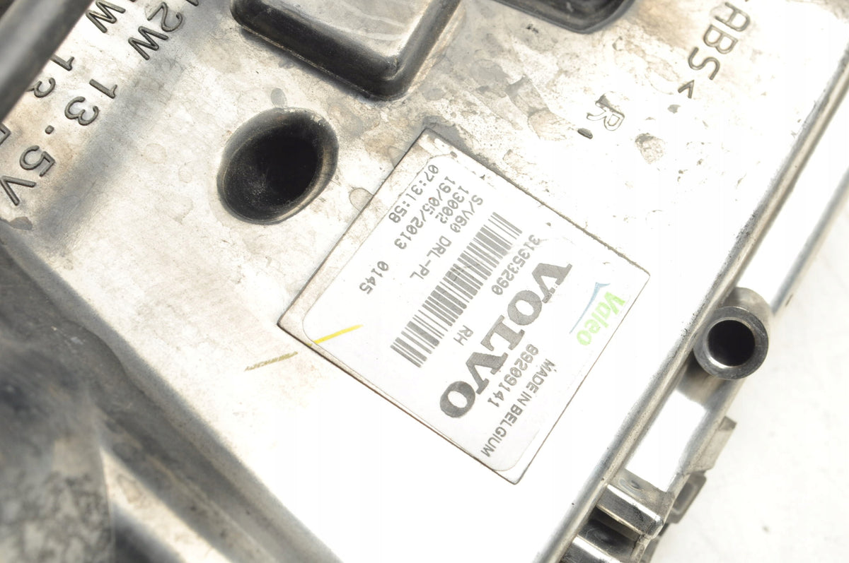 VOLVO S60 II V60 LED LAMP RIGHT 31353290