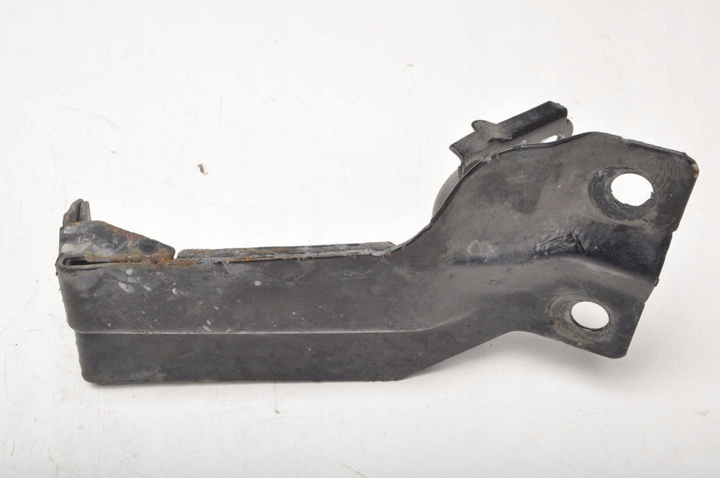 VOLVO S60 II V60 RADIATOR MOUNT LEFT