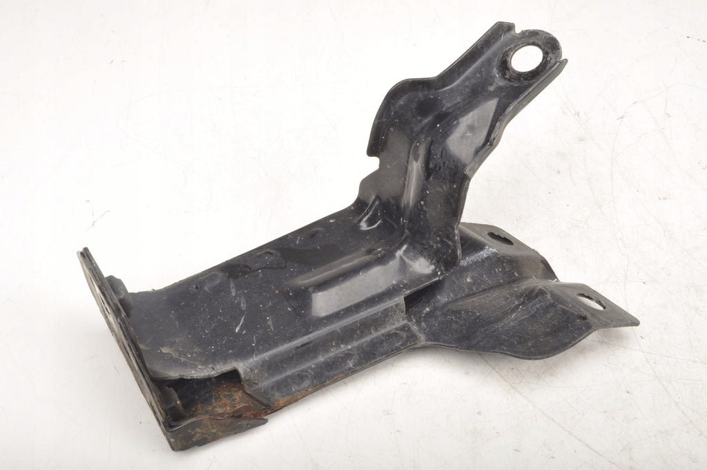 VOLVO S60 II V60 RADIATOR MOUNT LEFT