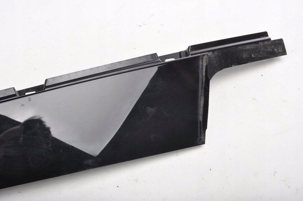 VOLVO S60 III DOOR TRIM RIGHT FRONT 32257390