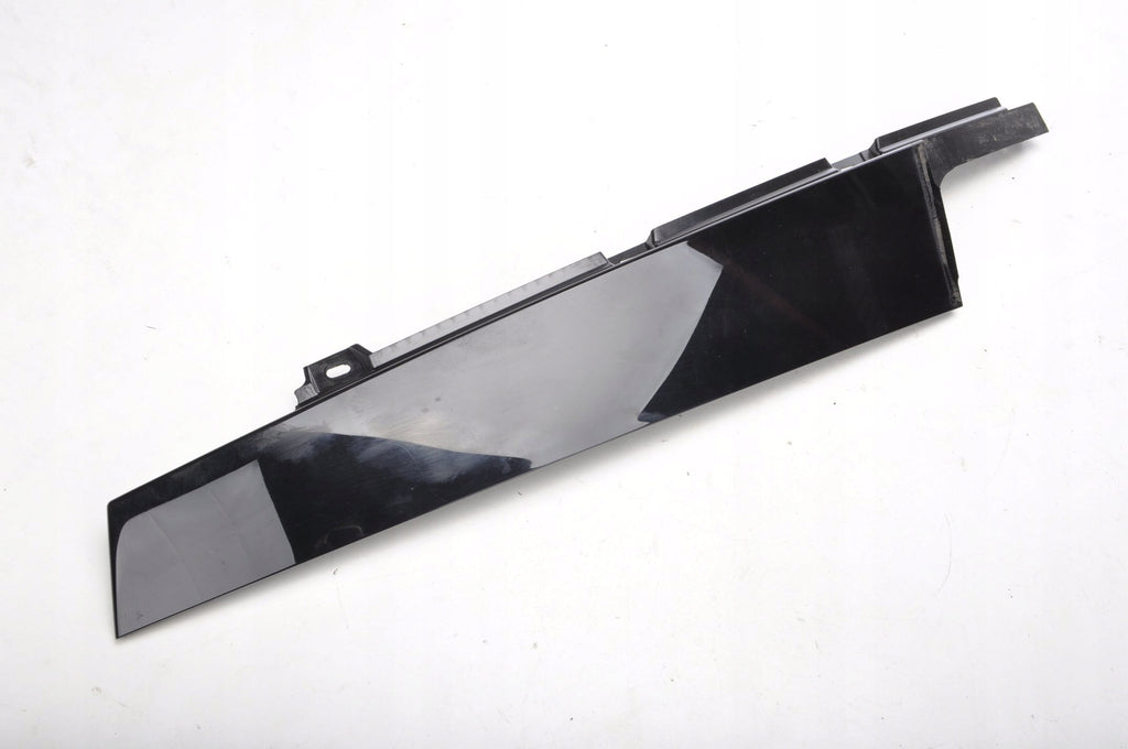 VOLVO S60 III DOOR TRIM RIGHT FRONT 32257390