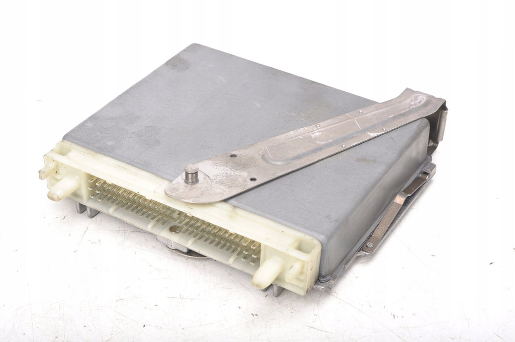 VOLVO S70 2.5 TDI COMPUTER ENGINE DRIVER P01270297