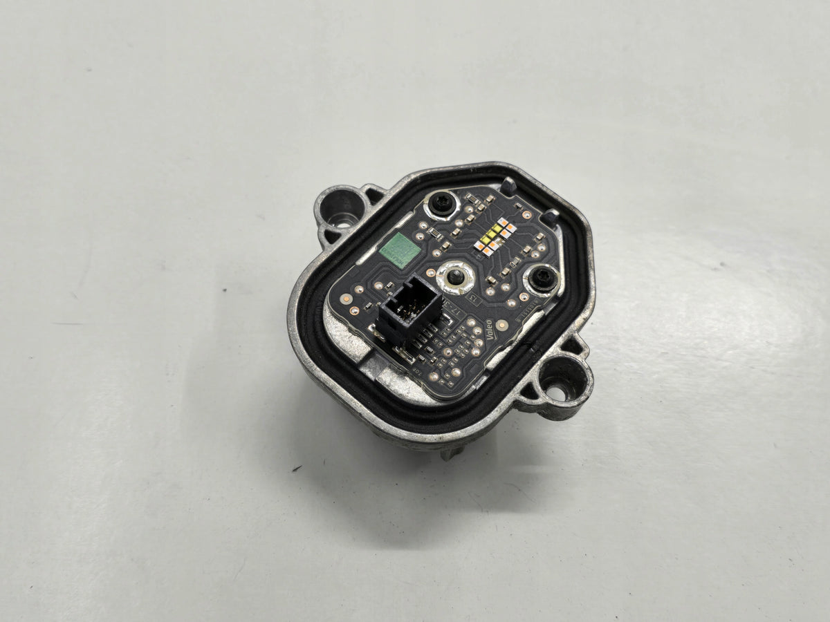 VOLVO S90 V90 2017 OMFORMERLED-LYGTE B105151-B