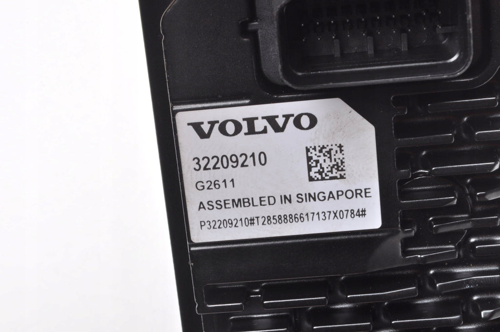 VOLVO S90 V90 II CAMERA RADAR DISTRONIC MODULE DRIVER 32209210