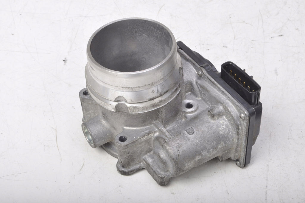 VOLVO V40 II 2.0 T2 THROTTLE 31293736