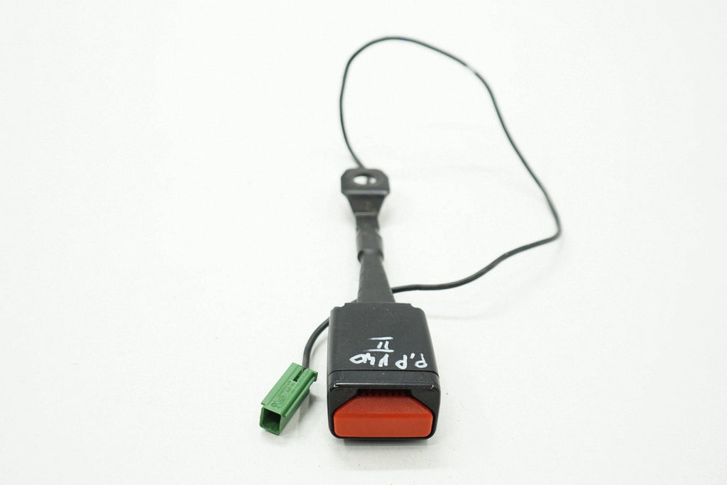 VOLVO V40 II 2012- BOUCLE DE CEINTURE AVANT DROITE RÉFÉRENCE 8632604