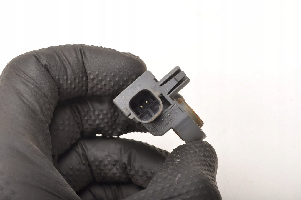 VOLVO V40 II IMPACT SENSOR 31451526