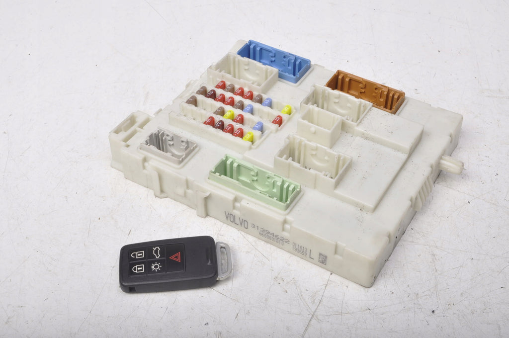 VOLVO V40 II MODULE CEM KEY 31394622