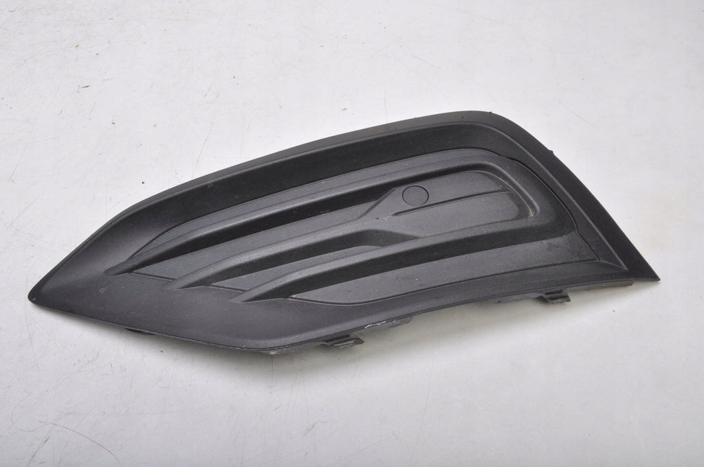 VOLVO V60 II GRILLE DUMMY BUMPER LEFT 31455513