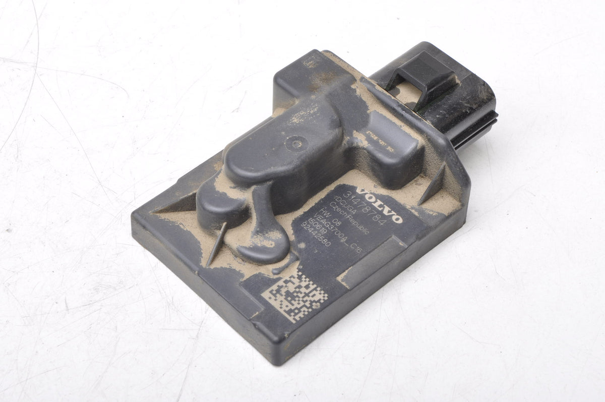 VOLVO V90 II FUEL PUMP CONTROLLER 31478784