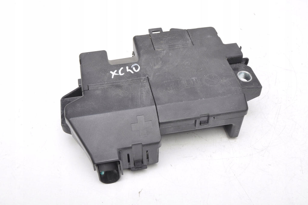 VOLVO XC40 2018- BATTERY CONTROLLER MODULE 32200334