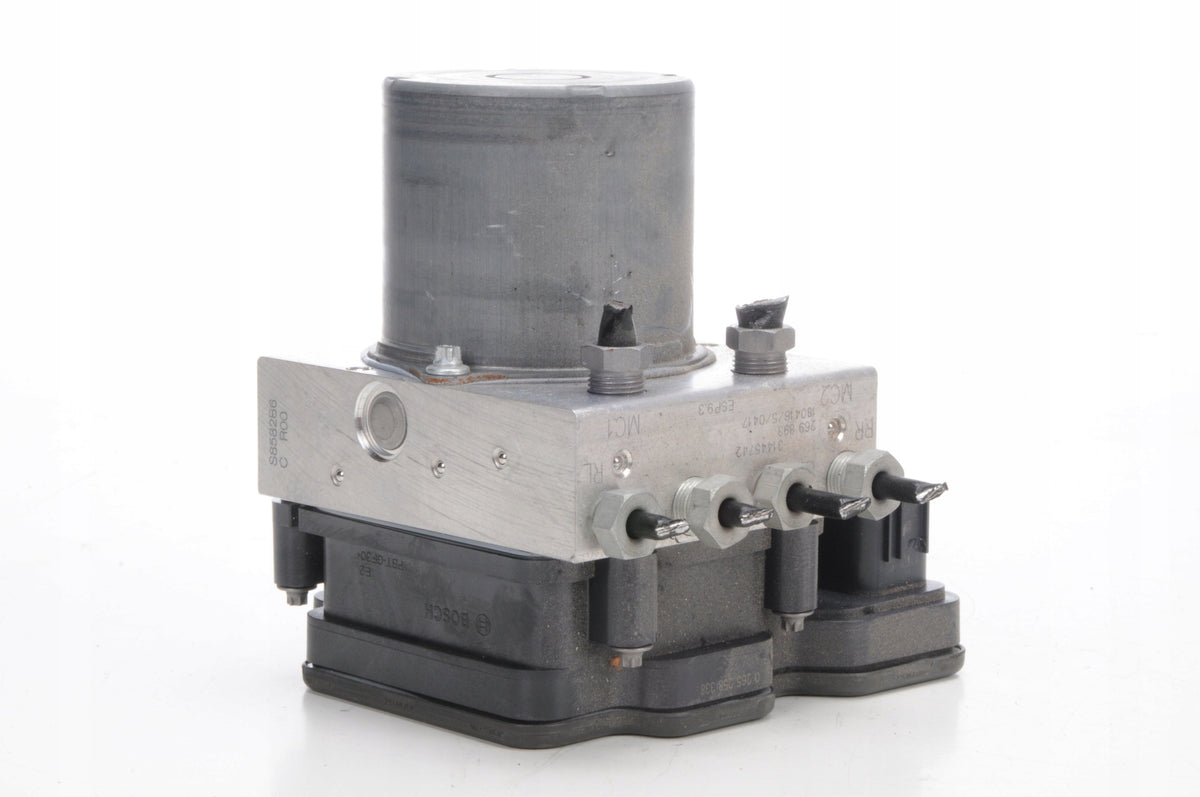 VOLVO XC40 II 2.0 D4 PUMP ABS 31445742