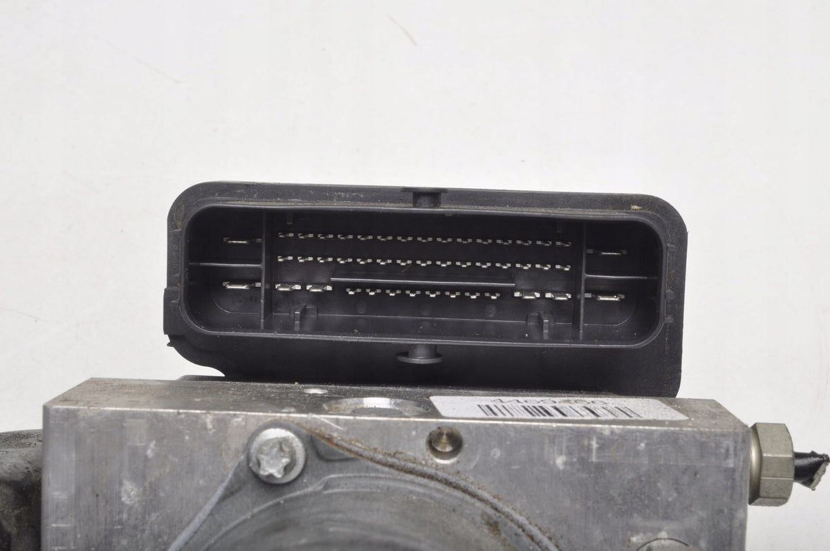 VOLVO XC40 II PUMP ABS HANDLE 2021 R 32281466