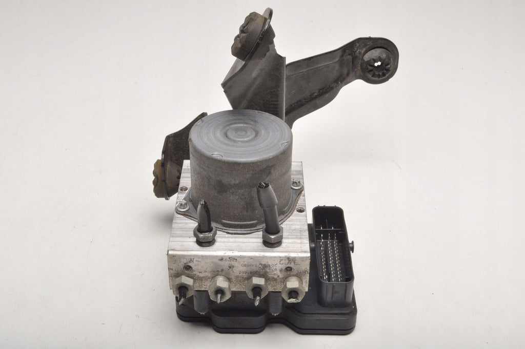 VOLVO XC40 II PUMP ABS HANDLE 2021 R 32281466